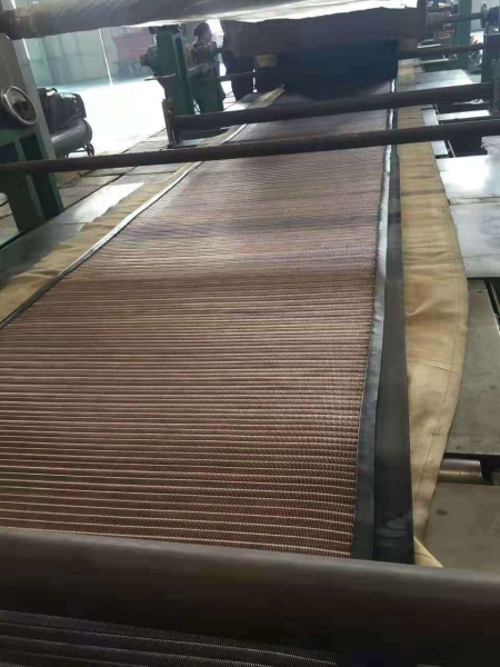 <b>什么是金屬網芯輸送帶？</b>